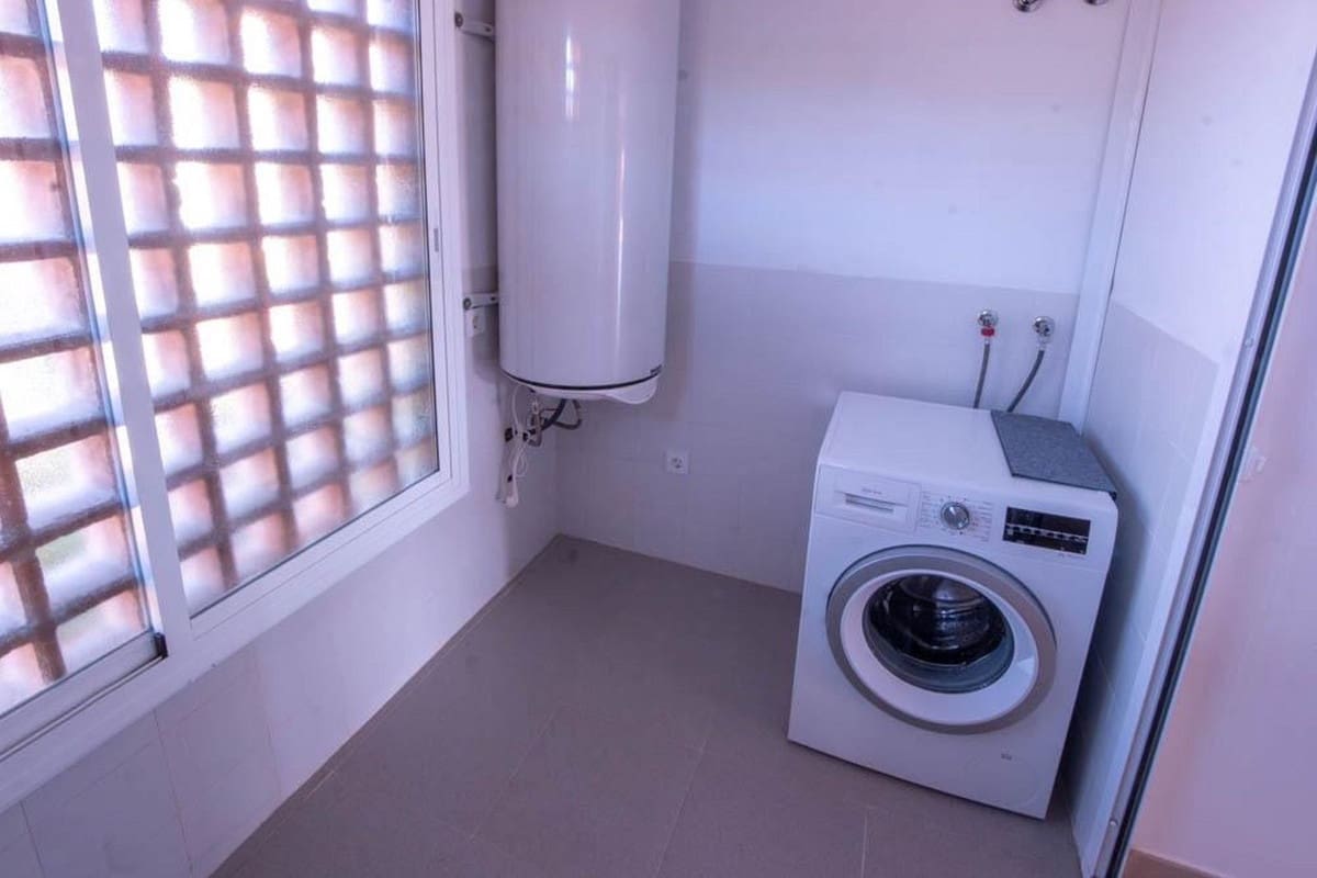 3 chambre Maison de Ville à vendre à Benahavis avec piscine - 670 000 € (Ref: 9562168)