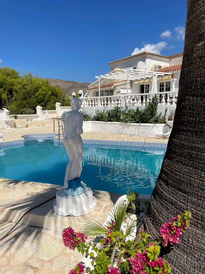 15 soveværelse Villa til salg i Orxeta med swimmingpool - € 950.000 (Ref: 9563764)