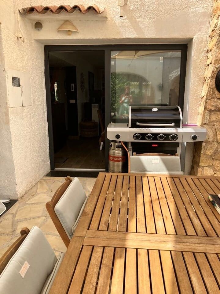 4 soveværelse Villa til salg i Calpe / Calp med swimmingpool - € 580.000 (Ref: 9563766)