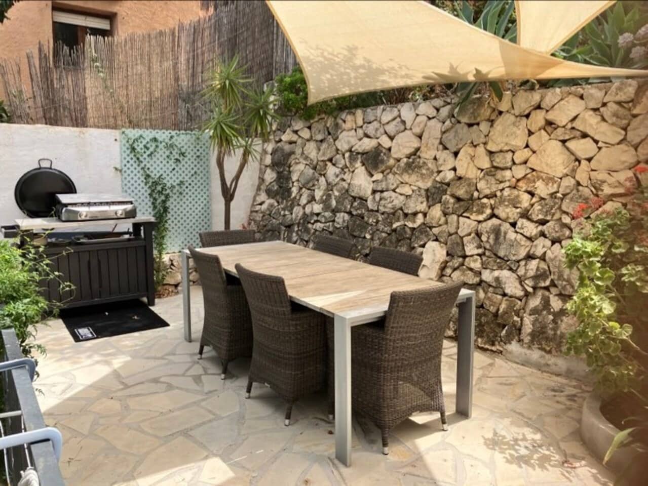 4 soveværelse Villa til salg i Calpe / Calp med swimmingpool - € 580.000 (Ref: 9563766)