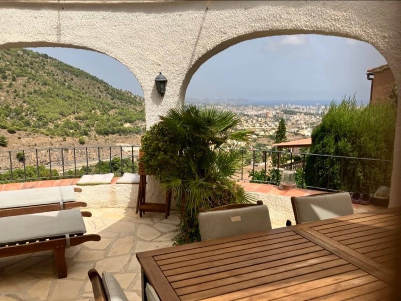 4 soveværelse Villa til salg i Calpe / Calp med swimmingpool - € 580.000 (Ref: 9563766)