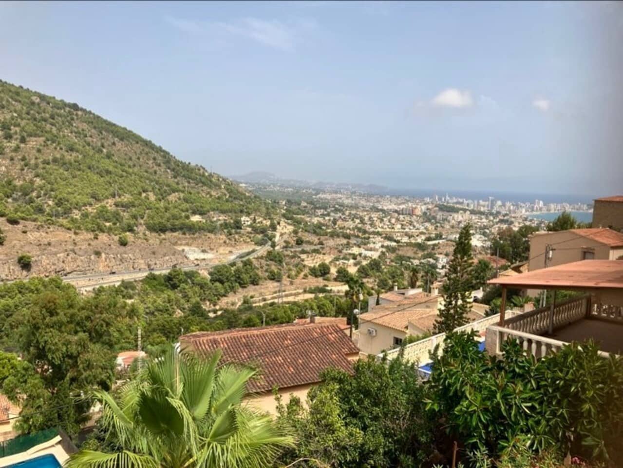 4 soveværelse Villa til salg i Calpe / Calp med swimmingpool - € 580.000 (Ref: 9563766)