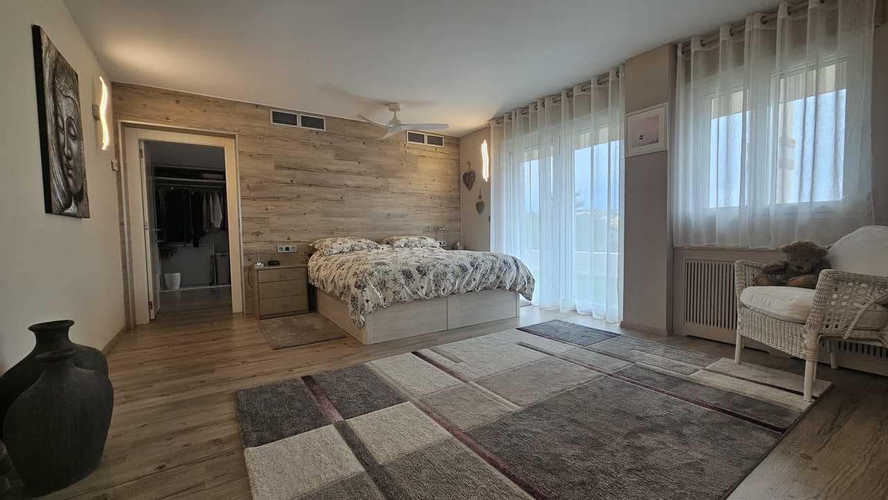 4 sypialnia Willa na sprzedaż w Torremendo z garażem - 1 100 000 € (Ref: 9564087)