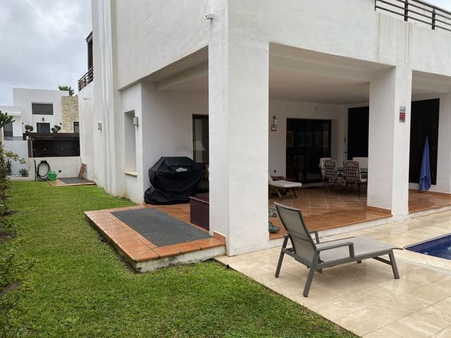 3 soverom Villa til salgs i Benalmádena pueblo, Benalmádena med svømmebasseng - € 799 000 (Ref: 9570327)