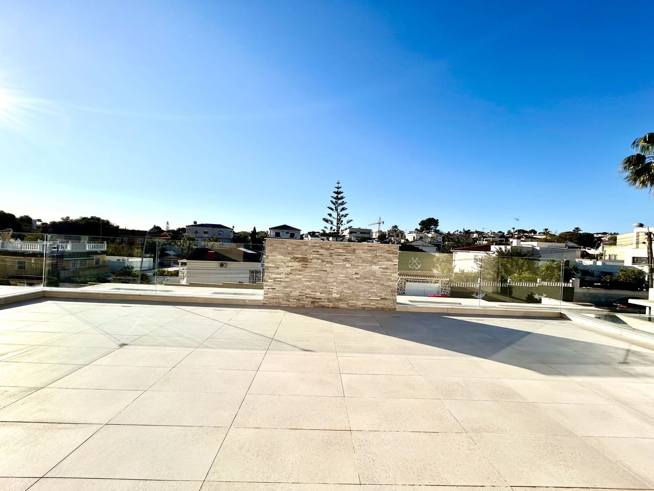 5 bedroom Villa for sale in Los Balcones with garage - € 849,950 (Ref: 9570673)