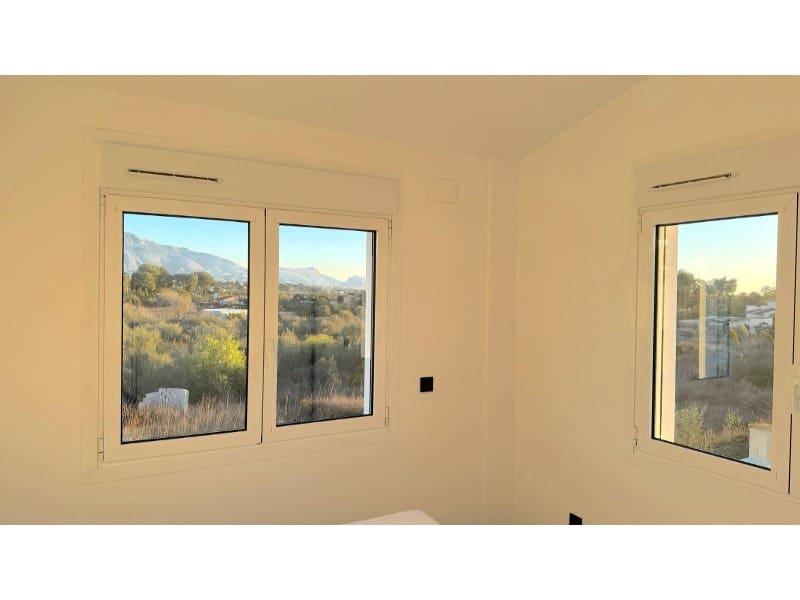 4 soveværelse Villa til salg i Alfaz del Pi / L'Alfas del Pi - € 1.195.000 (Ref: 9570675)