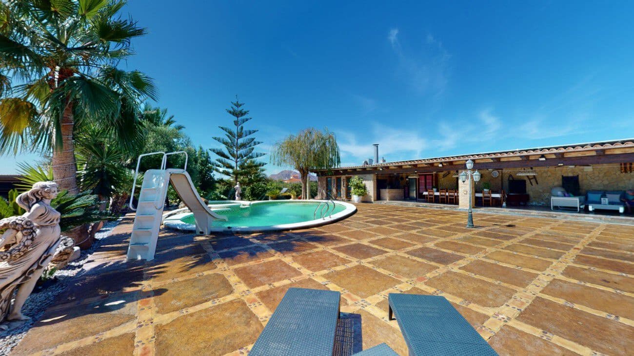 4 quarto Moradia para venda em Almoradi com piscina garagem - 1 590 000 € (Ref: 9576864)