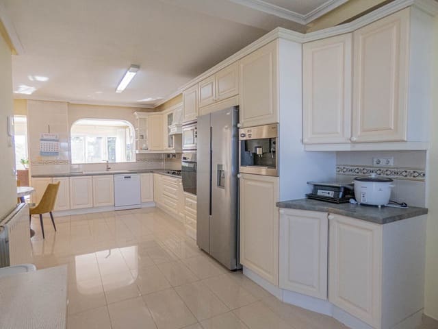 7 slaapkamer Villa te koop in San Miguel de Salinas met zwembad garage - € 1.499.000 (Ref: 9576868)