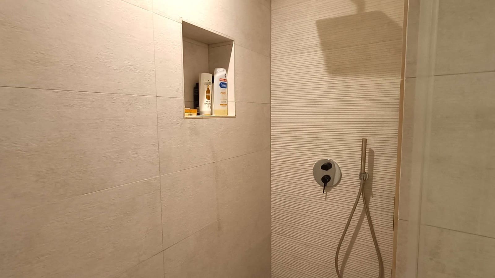 2 slaapkamer Villa te koop in Algorfa met zwembad garage - € 650.000 (Ref: 9576871)