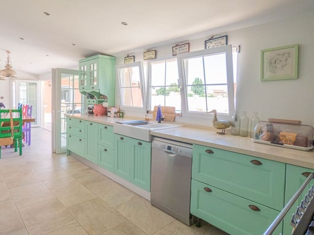 6 camera da letto Villa in vendita in Heredades, Almoradí con piscina garage - 650.000 € (Rif: 9576873)