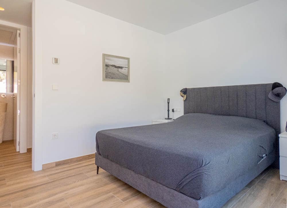 6 quarto Moradia para venda em Monforte del Cid com piscina garagem - 674 950 € (Ref: 9576874)