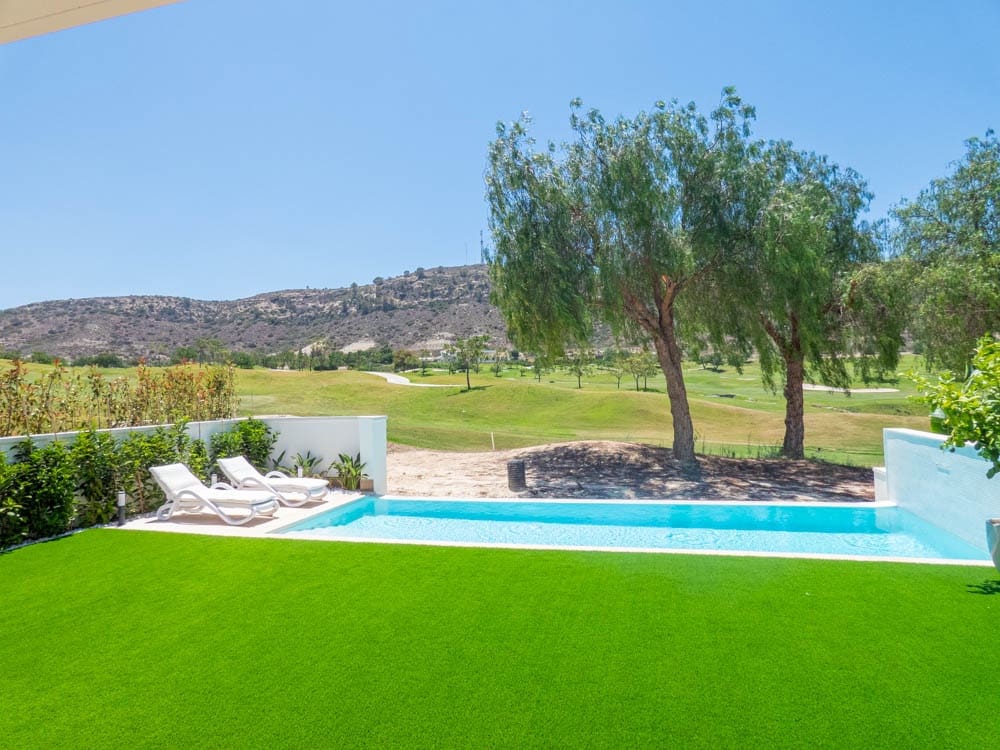 6 quarto Moradia para venda em Monforte del Cid com piscina garagem - 674 950 € (Ref: 9576874)