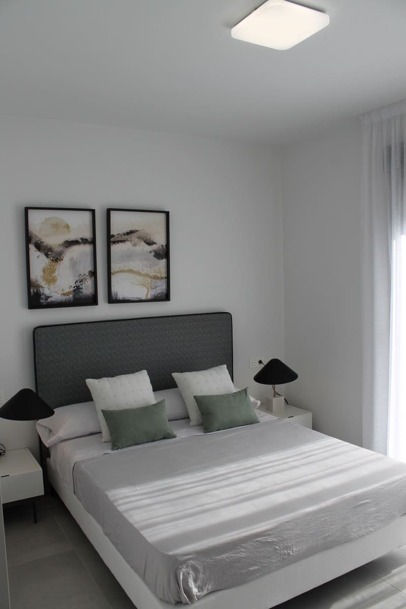 3 camera da letto Villa in vendita in Roldan con piscina - 404.900 € (Rif: 9583757)