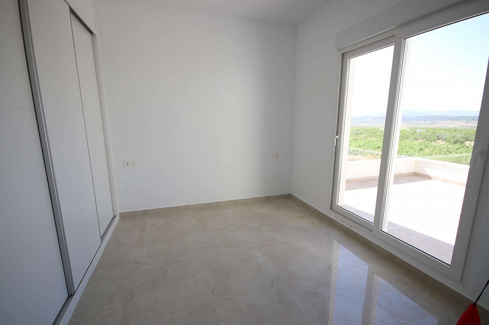 4 quarto Moradia para venda em Pinoso com piscina garagem - 491 000 € (Ref: 9583891)