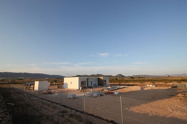 3 Zimmer Villa zu verkaufen in Culebron, Pinoso mit Pool Garage - 398.000 € (Ref: 9583892)