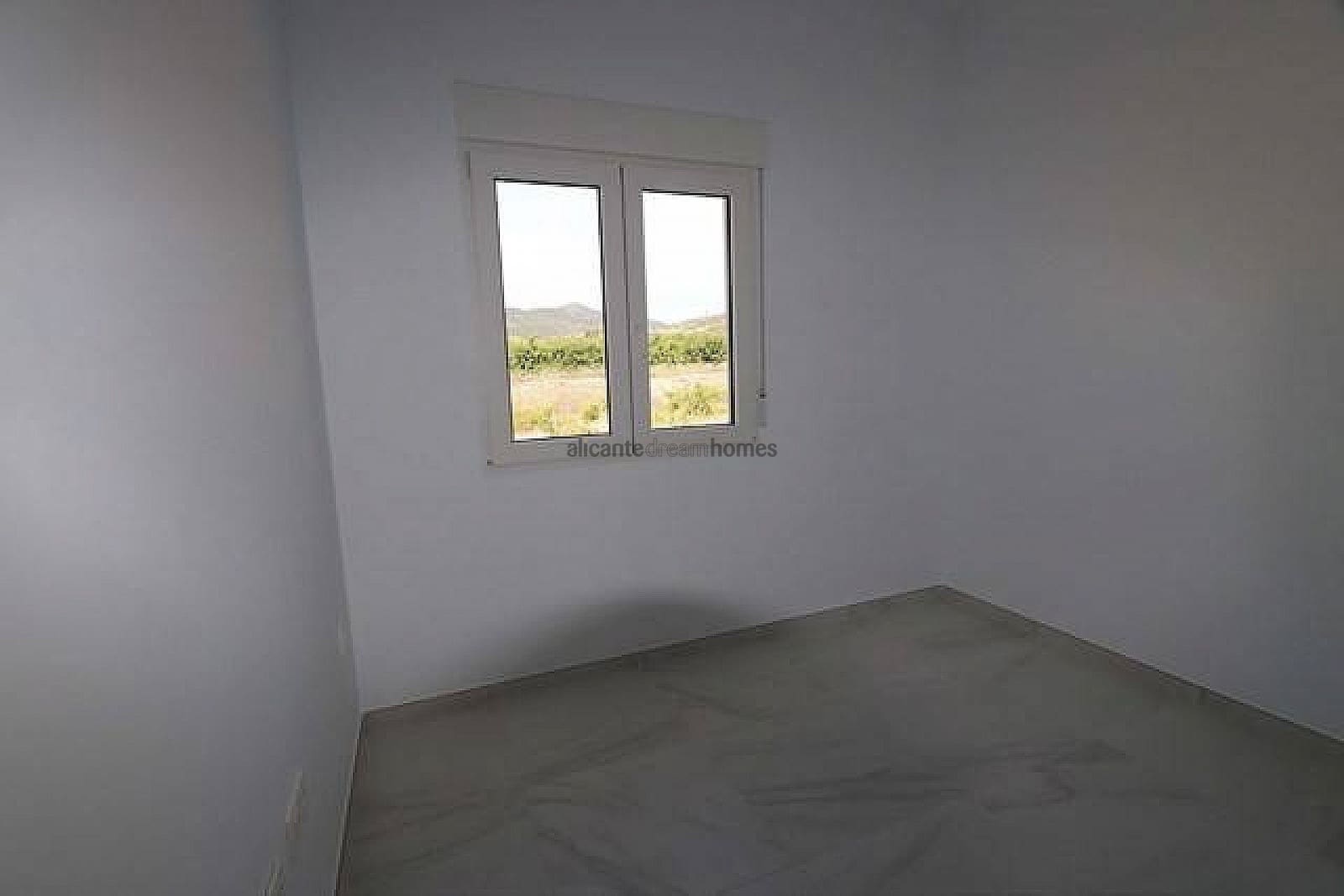 3 bedroom Villa for sale in Pinoso with pool garage - € 332,000 (Ref: 9583893)