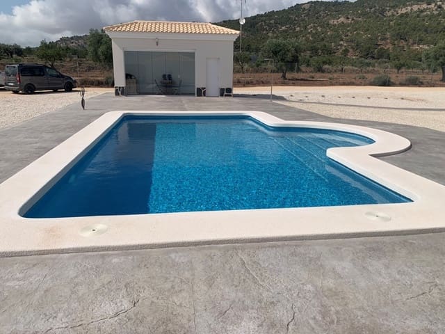 4 Zimmer Villa zu verkaufen in Pinoso mit Pool - 423.000 € (Ref: 9583965)