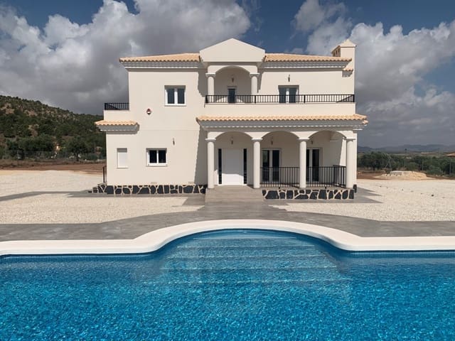 4 Zimmer Villa zu verkaufen in Pinoso mit Pool - 423.000 € (Ref: 9583966)