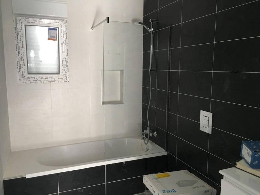 Chalet de 3 habitaciones en Pinoso en venta con piscina garaje - 398.000 € (Ref: 9584011)