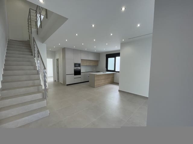 3 bedroom Villa for sale in Heredades, Almoradí with pool garage - € 359,900 (Ref: 9584396)