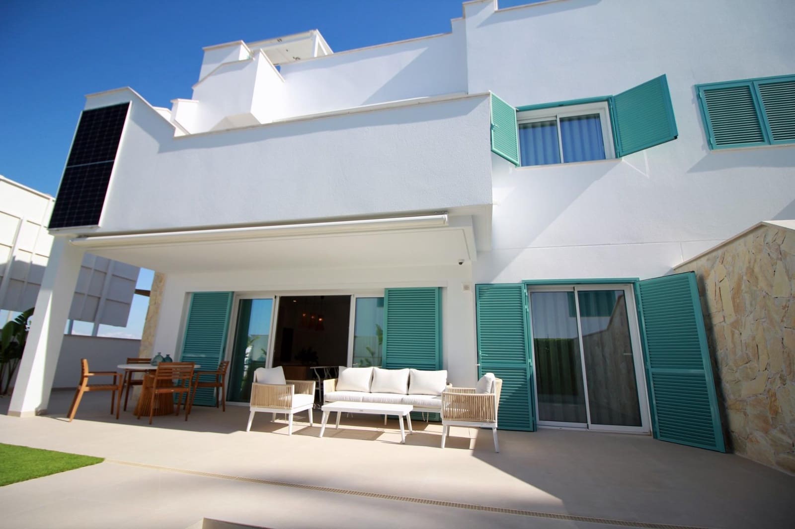 2 Zimmer Bungalow zu verkaufen in Torre de la Horadada mit Pool Garage - 375.000 € (Ref: 9584403)