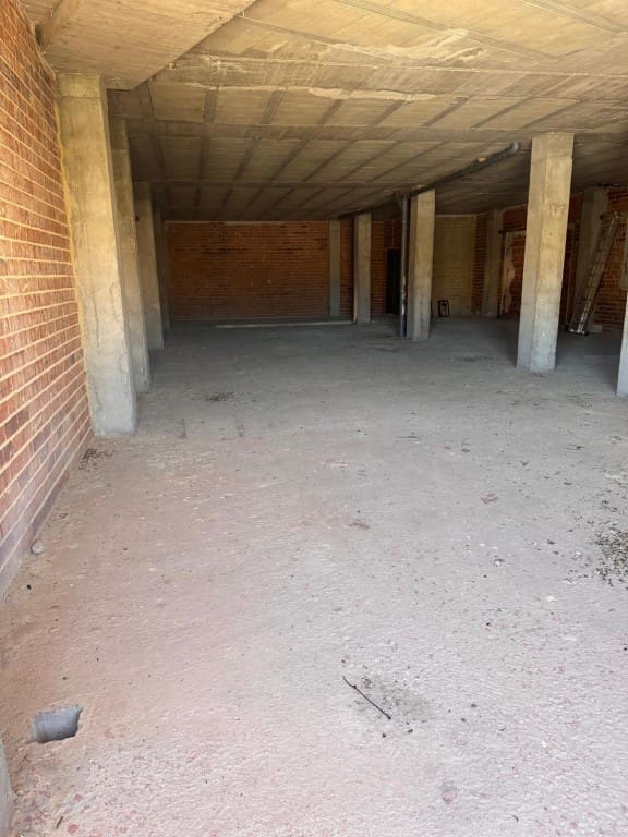 Commercial for sale in Finestrat with garage - € 120,000 (Ref: 9605517)