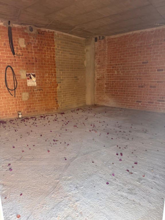 Commercial for sale in Finestrat with garage - € 120,000 (Ref: 9605517)