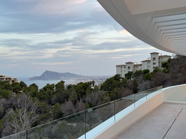 4 slaapkamer Villa te koop in Altea met zwembad - € 2.290.000 (Ref: 9650476)
