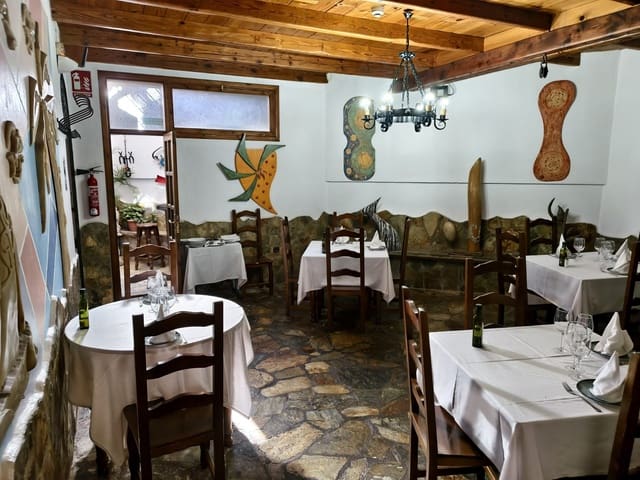 5 sovrum Kommersiell till salu i San Fernando - Princesa Mercedes, Alicante stad - 690 000 € (Ref: 9657915)