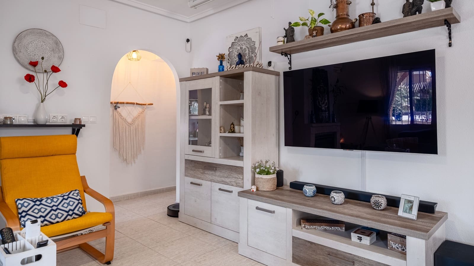 6 makuuhuone Huvila myytävänä paikassa Santa Pola mukana uima-altaan - 550 000 € (Ref: 9657916)