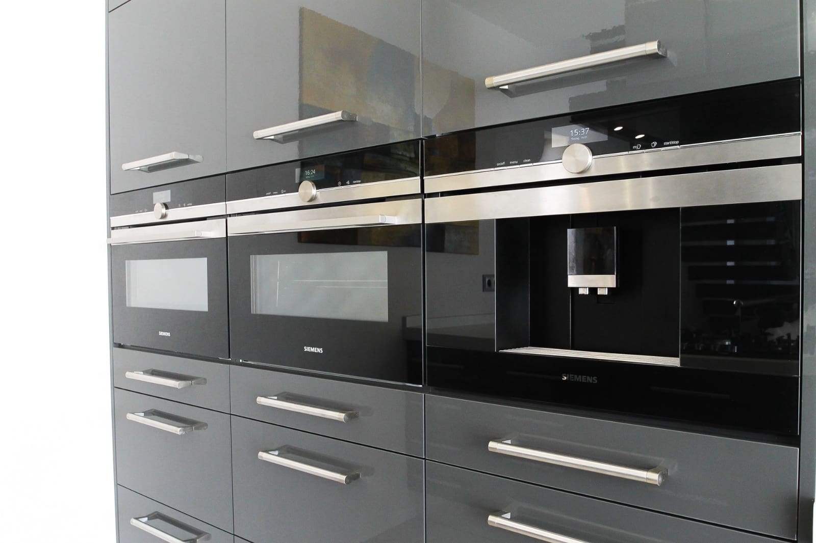 4 bedroom Villa for sale in Torrevieja with pool garage - € 1,075,000 (Ref: 9657926)