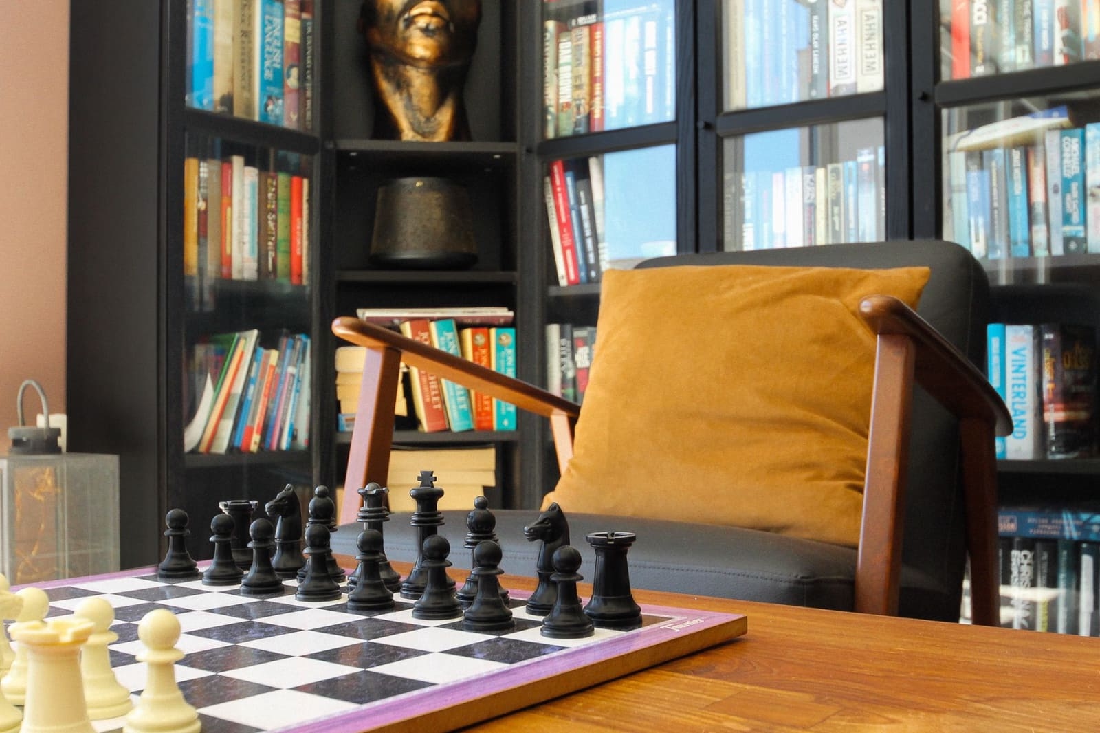 4 bedroom Villa for sale in Torrevieja with pool garage - € 1,075,000 (Ref: 9657926)