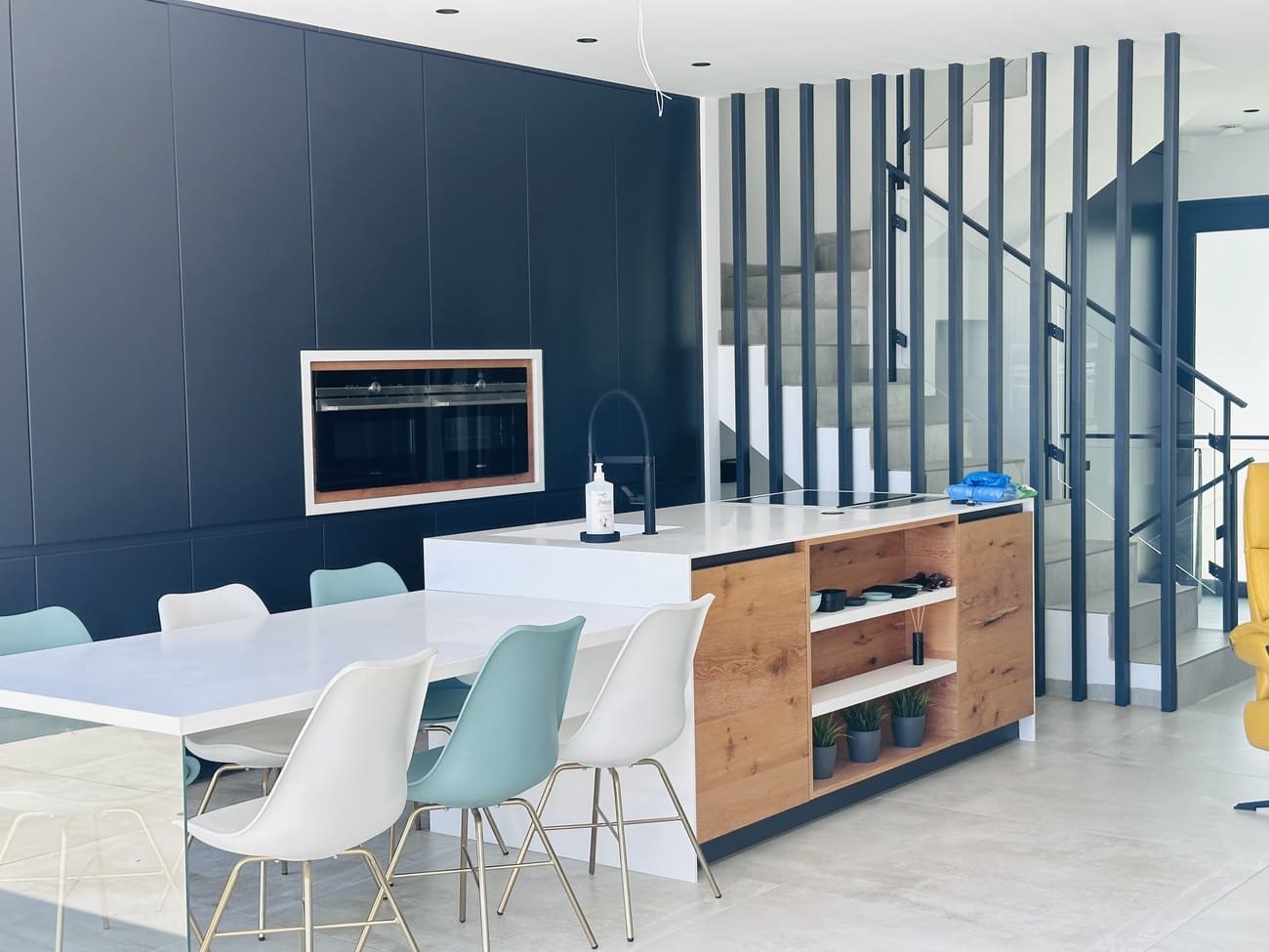 4 bedroom Villa for sale in Rojales with pool garage - € 779,000 (Ref: 9657927)