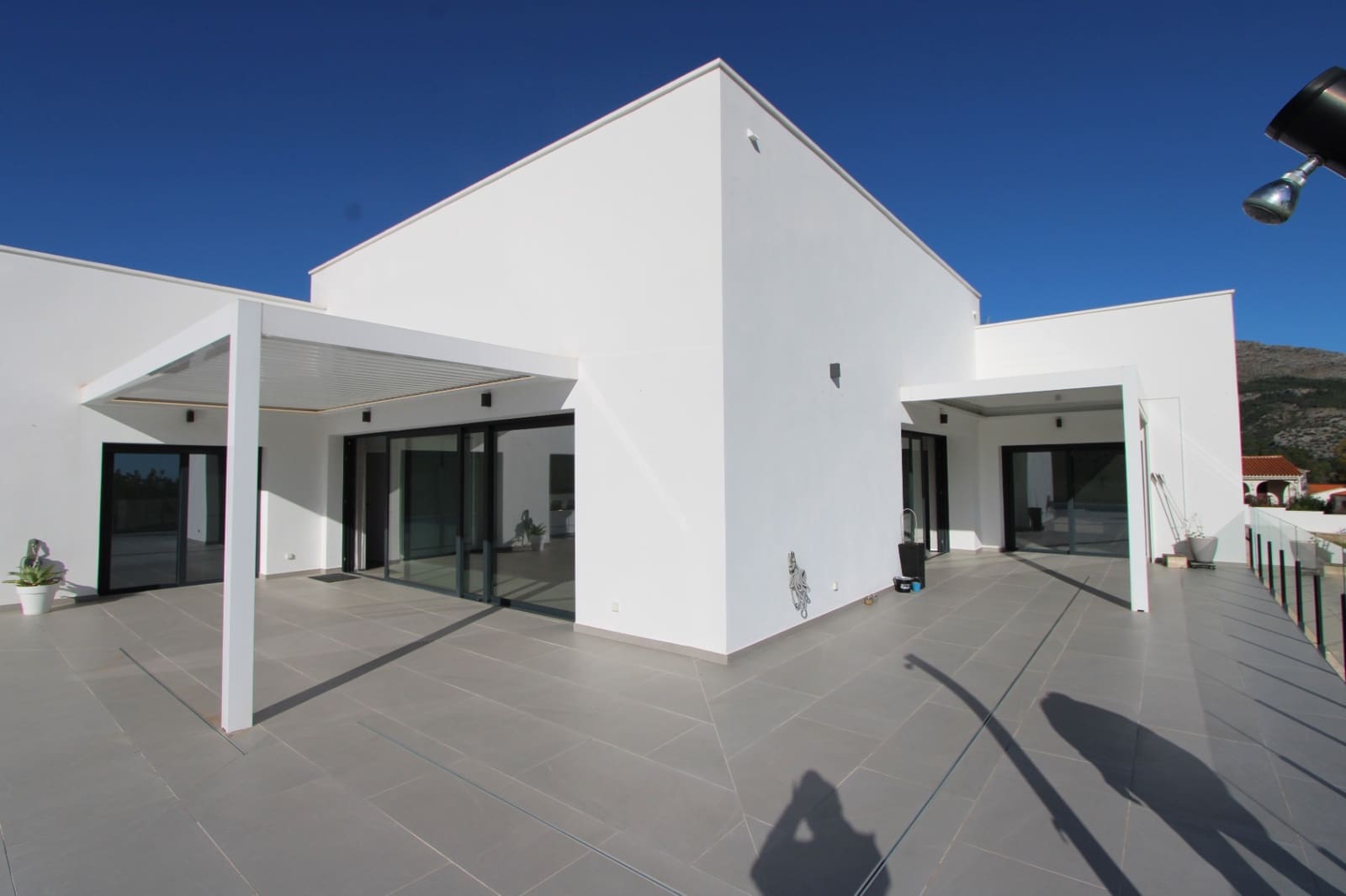 3 bedroom Villa for sale in Orba with pool - € 1,400,000 (Ref: 9657929)