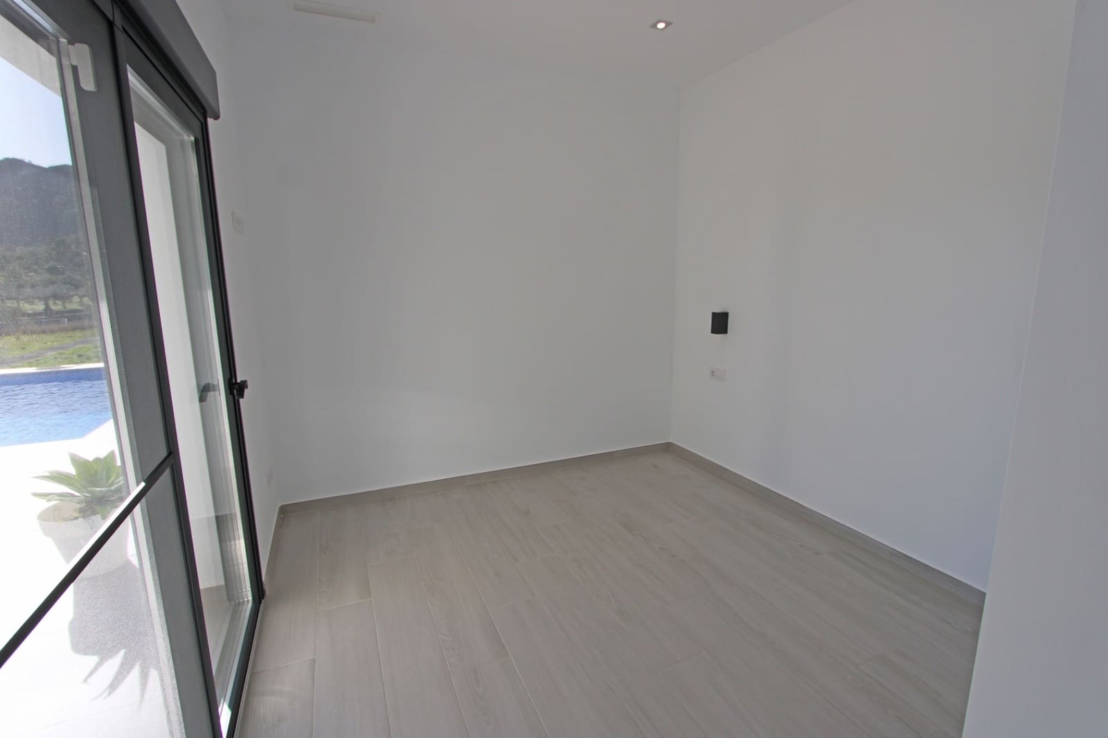 3 bedroom Villa for sale in Orba with pool - € 1,400,000 (Ref: 9657929)