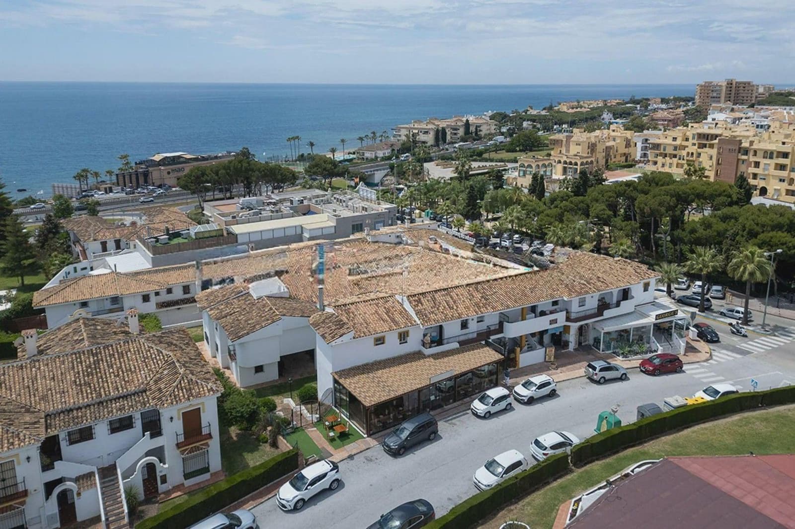 Kommersiell til salgs i Mijas - € 990 000 (Ref: 9657932)