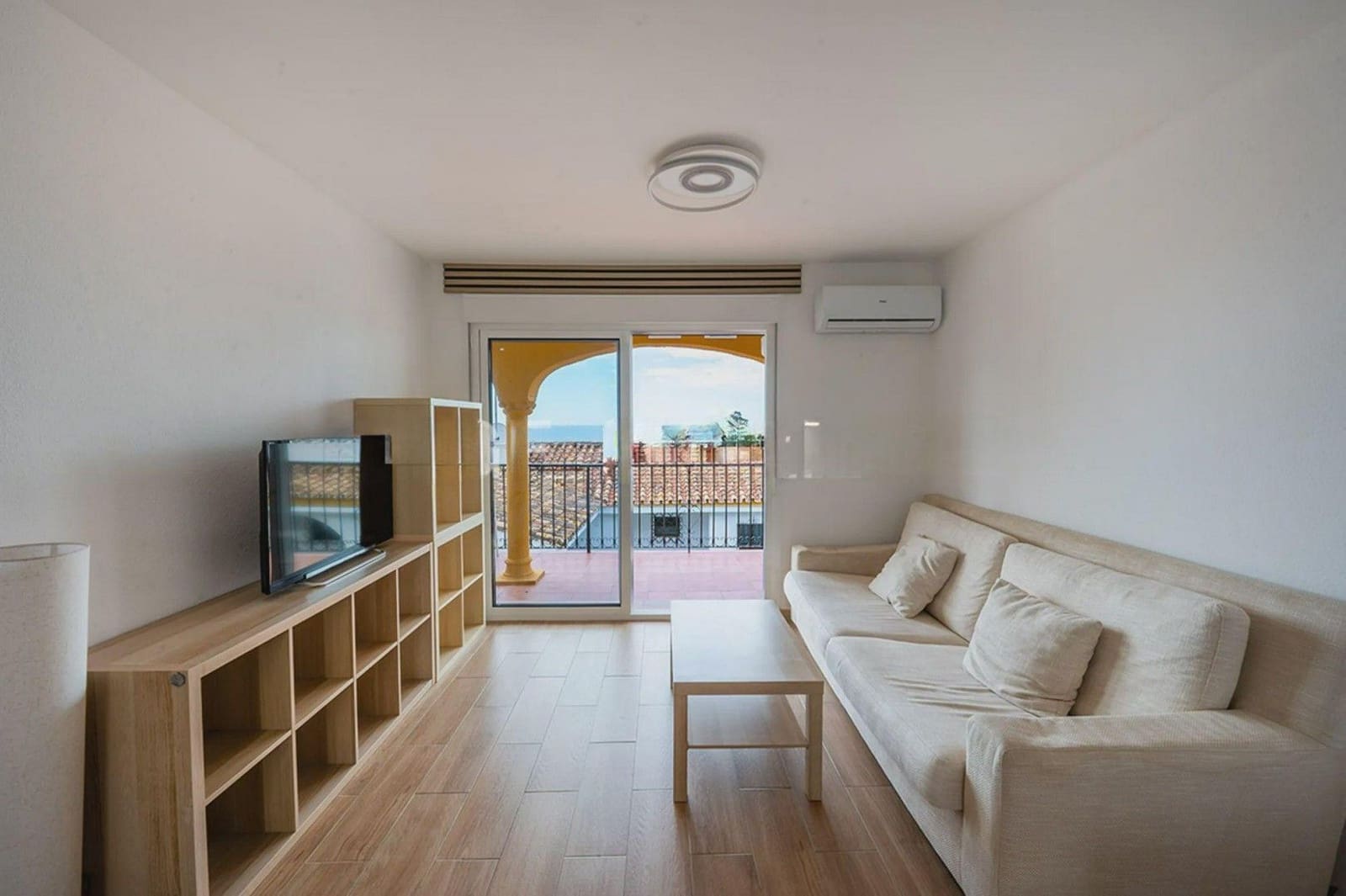 Kommersiell til salgs i Mijas - € 990 000 (Ref: 9657932)