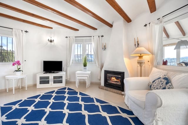 5 bedroom Villa for sale in Partides comunes - Adsubia, Javea / Xàbia - € 750,000 (Ref: 9657935)