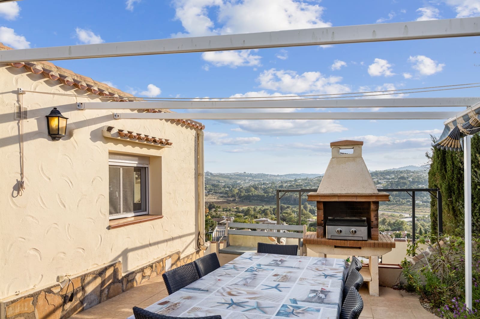5 Zimmer Villa zu verkaufen in Javea / Xabia - 750.000 € (Ref: 9657935)