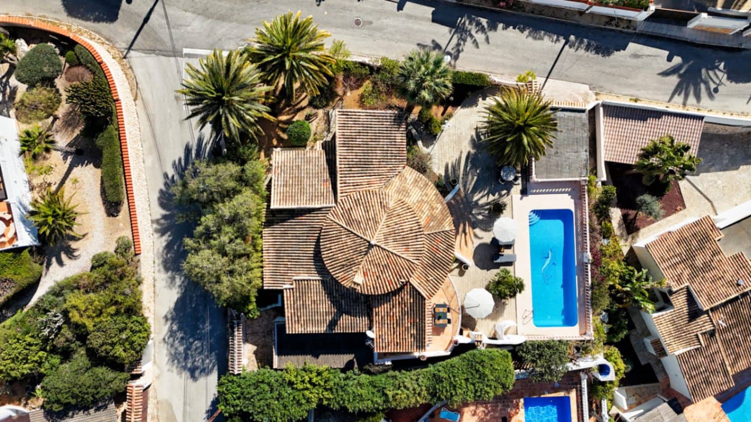 3 bedroom Villa for sale in Benissa with pool - € 1,200,000 (Ref: 9657940)