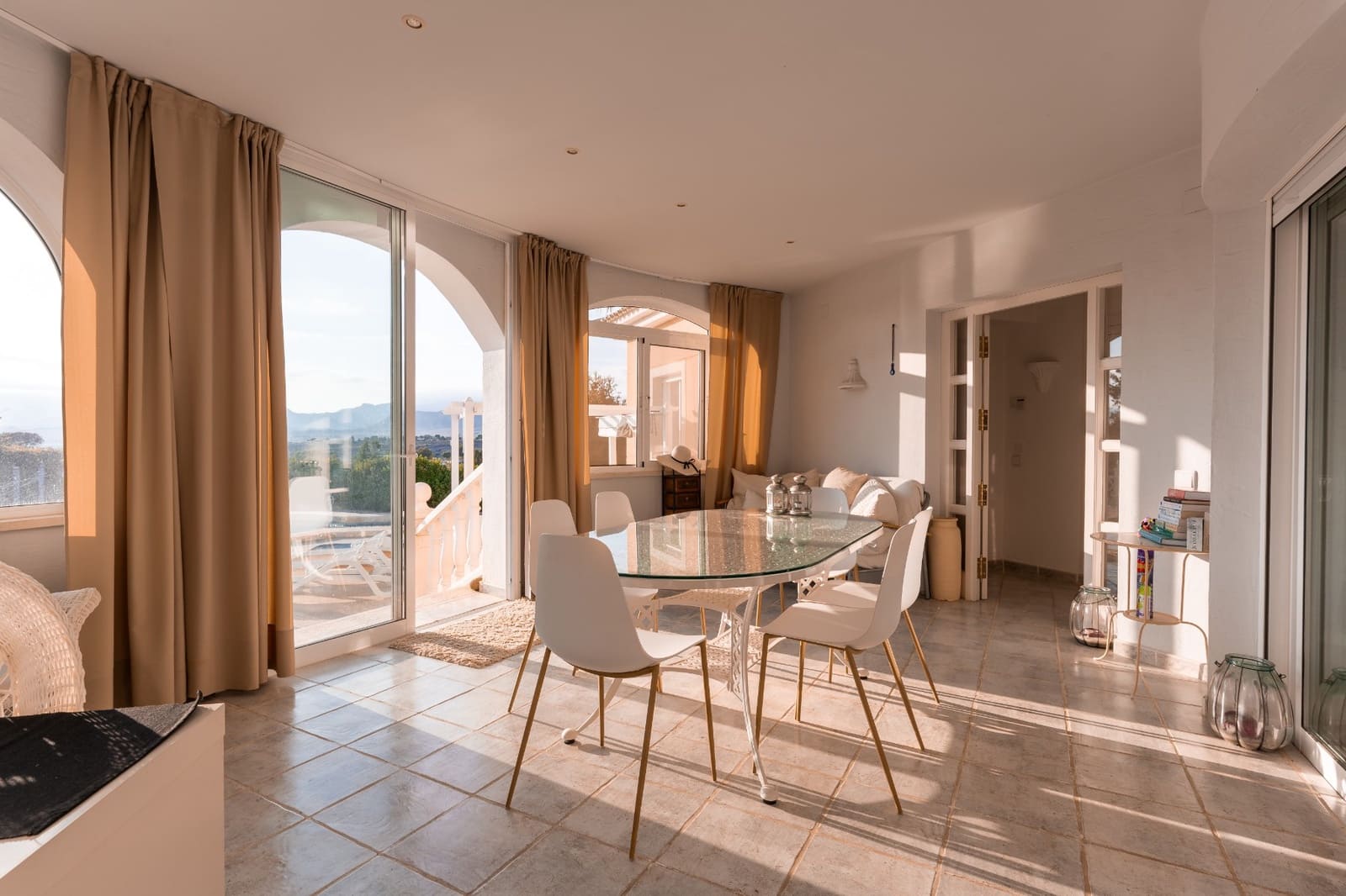 3 slaapkamer Villa te koop in Busot met zwembad garage - € 595.000 (Ref: 9657943)