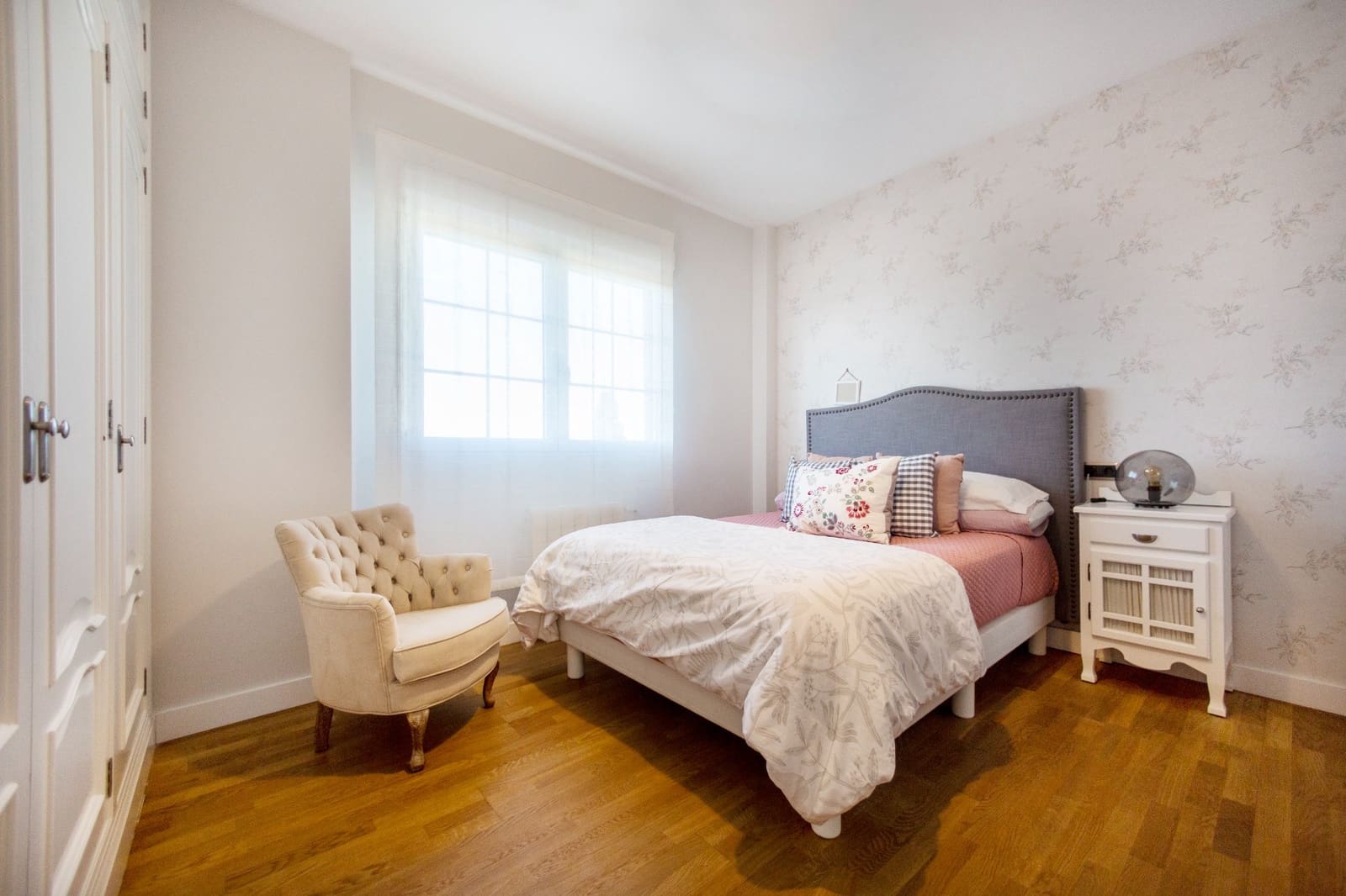 4 makuuhuone Huvila myytävänä paikassa San Vicente / Sant Vicent del Raspeig mukana uima-altaan 
autotalli - 939 000 € (Ref: 9657945)