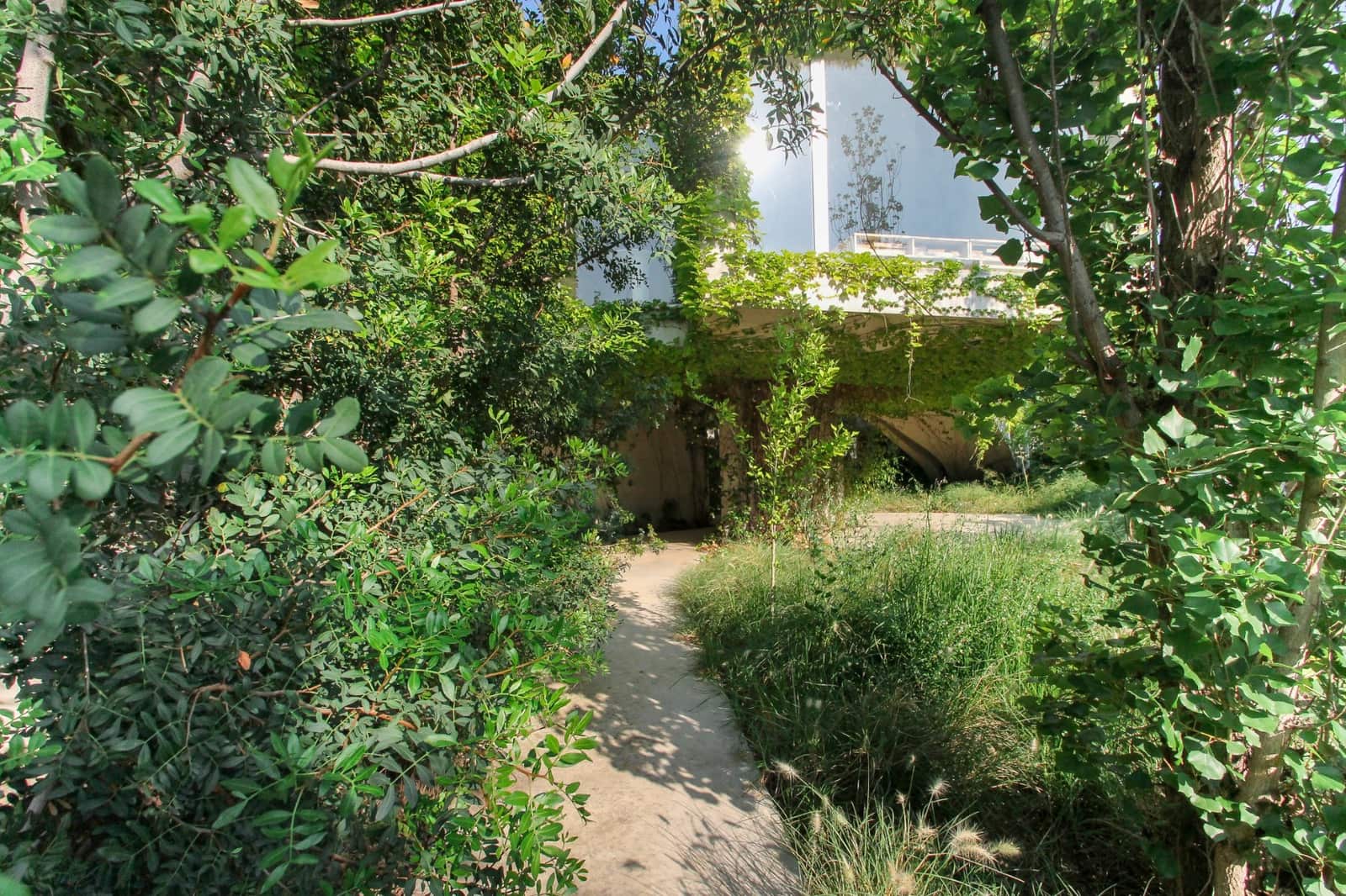 3 makuuhuone Huvila myytävänä paikassa San Vicente / Sant Vicent del Raspeig mukana uima-altaan 
autotalli - 1 250 000 € (Ref: 9657949)