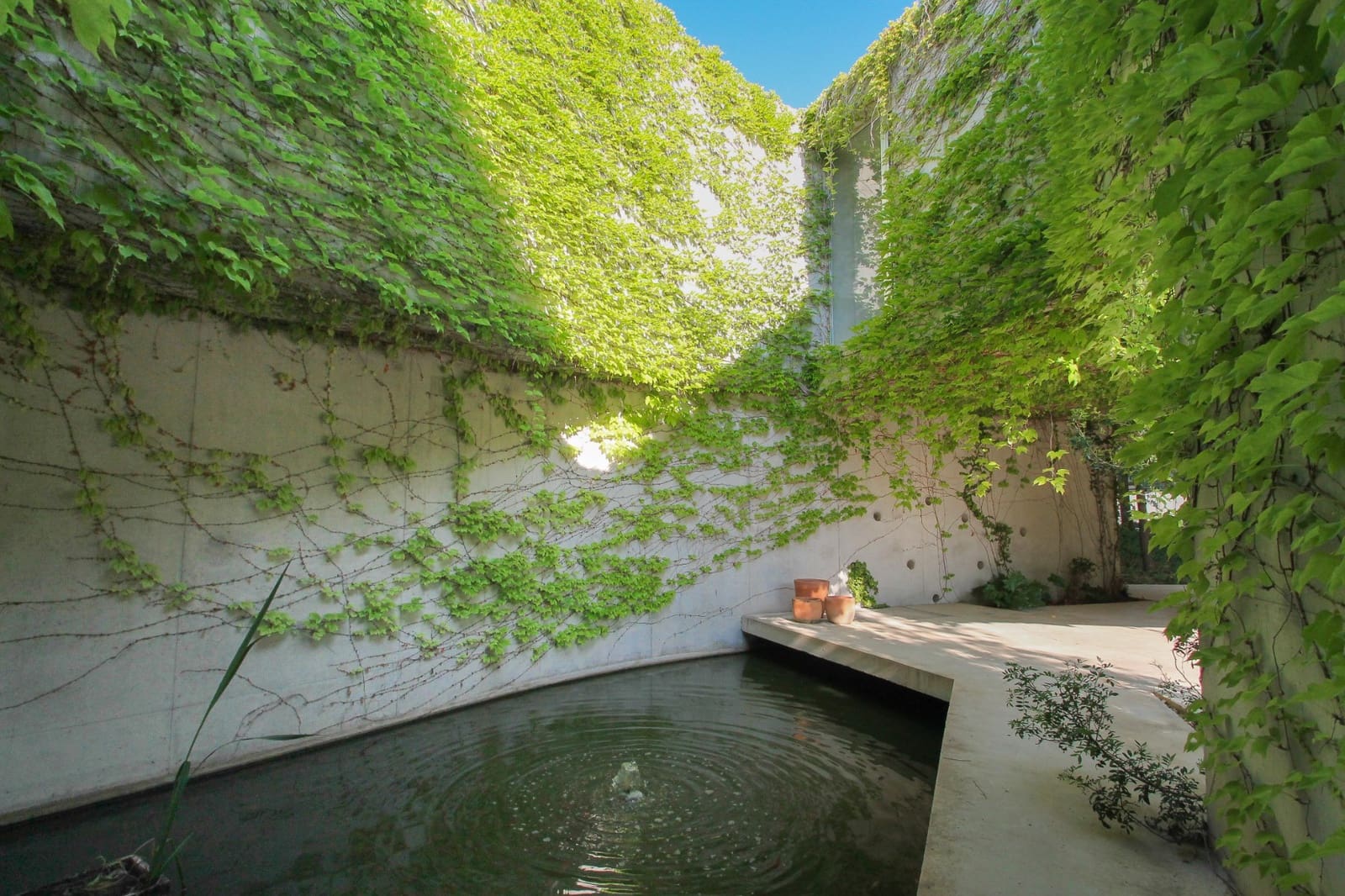 3 makuuhuone Huvila myytävänä paikassa San Vicente / Sant Vicent del Raspeig mukana uima-altaan 
autotalli - 1 250 000 € (Ref: 9657949)