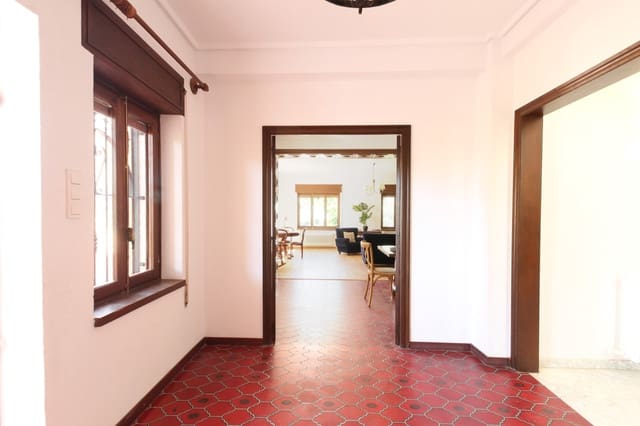 4 soveværelse Villa til salg i El Campello - € 1.090.000 (Ref: 9657950)