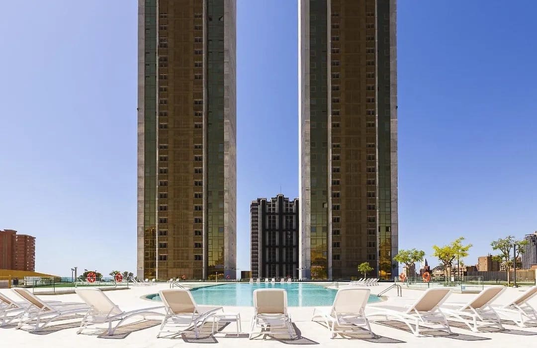 2 quarto Apartamento para venda em Benidorm com garagem - 650 000 € (Ref: 9657951)