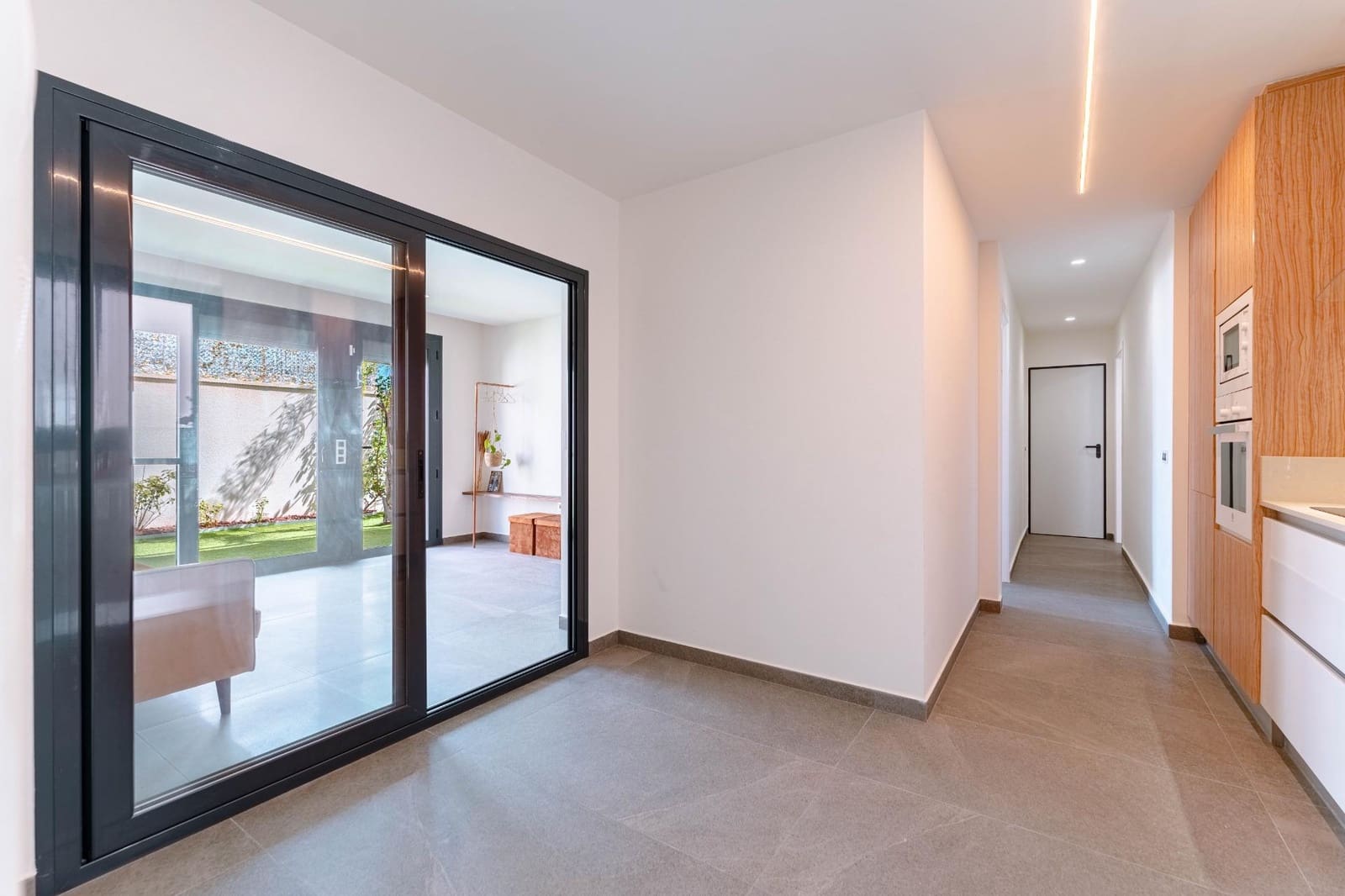 5 soverom Villa til salgs i San Miguel de Salinas med svømmebasseng - € 780 000 (Ref: 9657952)