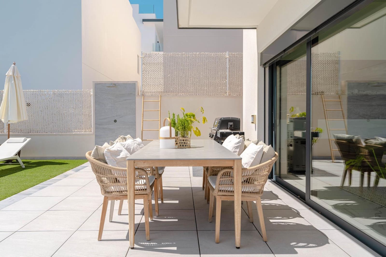 5 soverom Villa til salgs i San Miguel de Salinas med svømmebasseng - € 780 000 (Ref: 9657952)