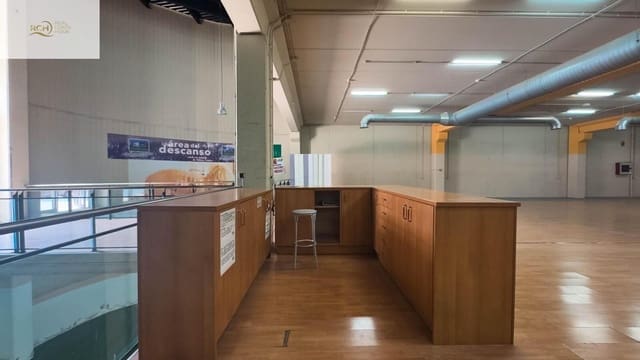 Commerciale in vendita in Balcón de Finestrat - Terra Marina, Finestrat - 2.150.000 € (Rif: 9657960)