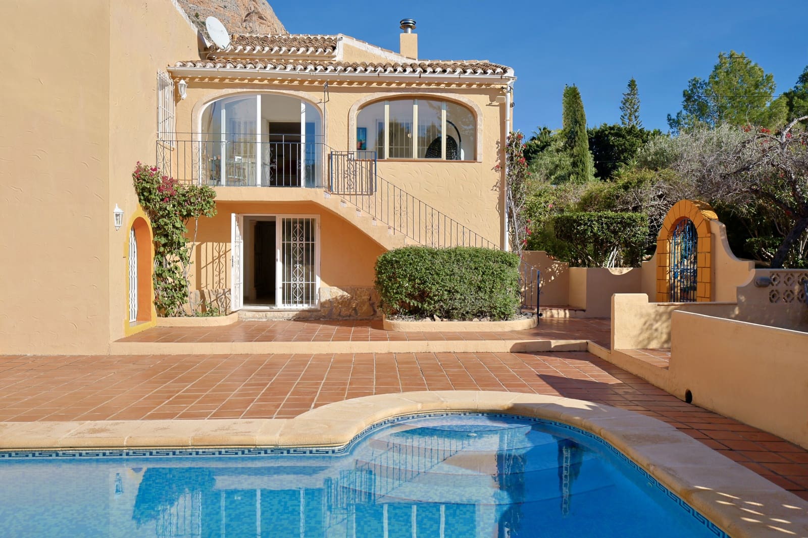 4 soverom Villa til salgs i Javea / Xabia med svømmebasseng garasje - € 750 000 (Ref: 9657961)